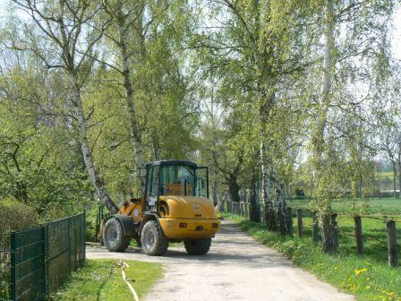 Hier Text und Bilder